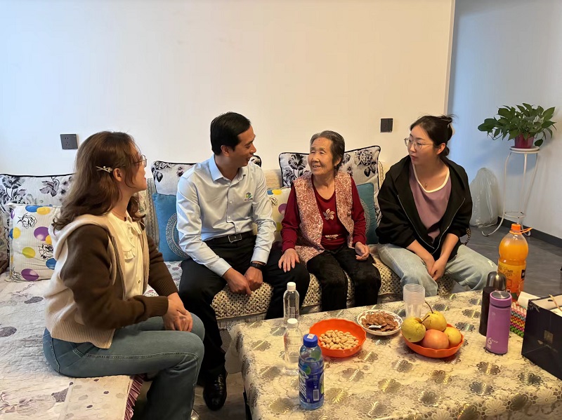 溫情重陽(yáng) 愛(ài)在身邊——物貿(mào)公司工會(huì)在行動(dòng)