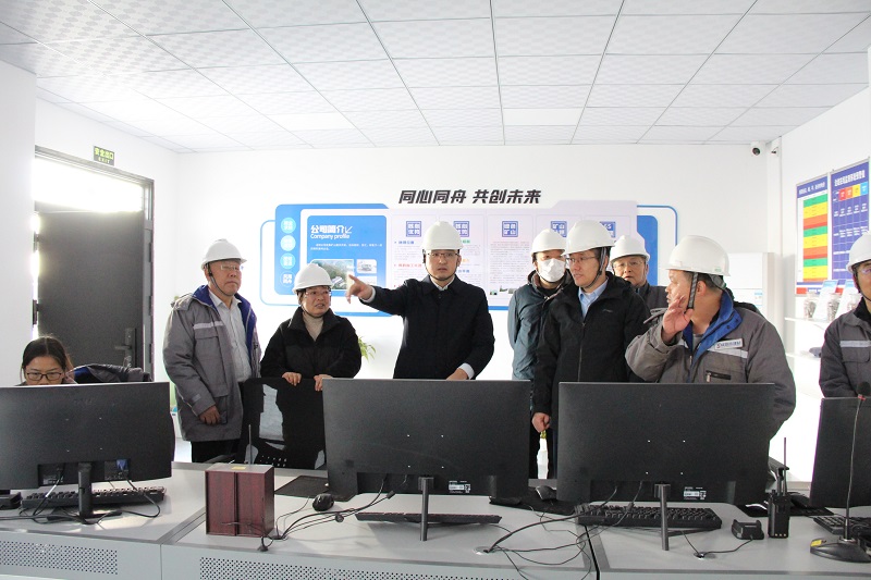 陜煤集團第四小組到陜煤新材涇陽公司開展四季度安全環保檢查